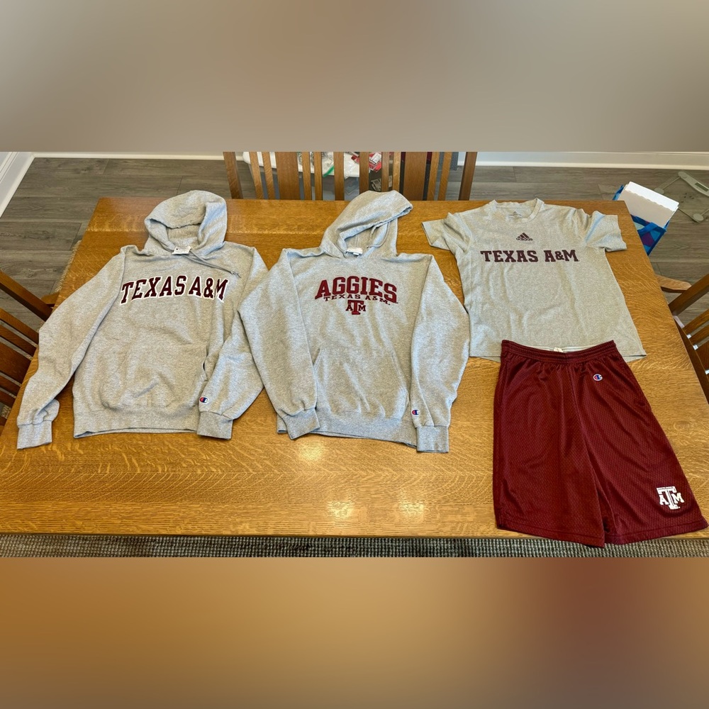 Texas A&M:2 hoodies 1 mesh short (Champion) 1 T-shirt (Adidas) All Size Small
